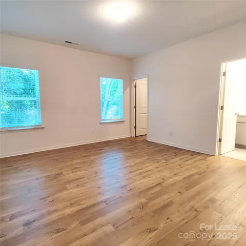 $1,975 | 2110 Edison Street, Charlotte, NC 28206