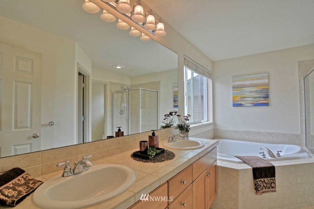 3822 216th Place Southeast Bothell, WA 98021 - Photo 17 of 24