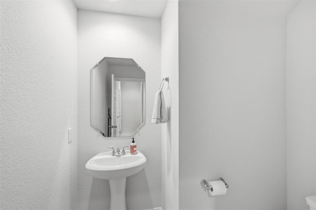 6132 Bursey Road Watauga, TX 76148 - Photo 13 of 26