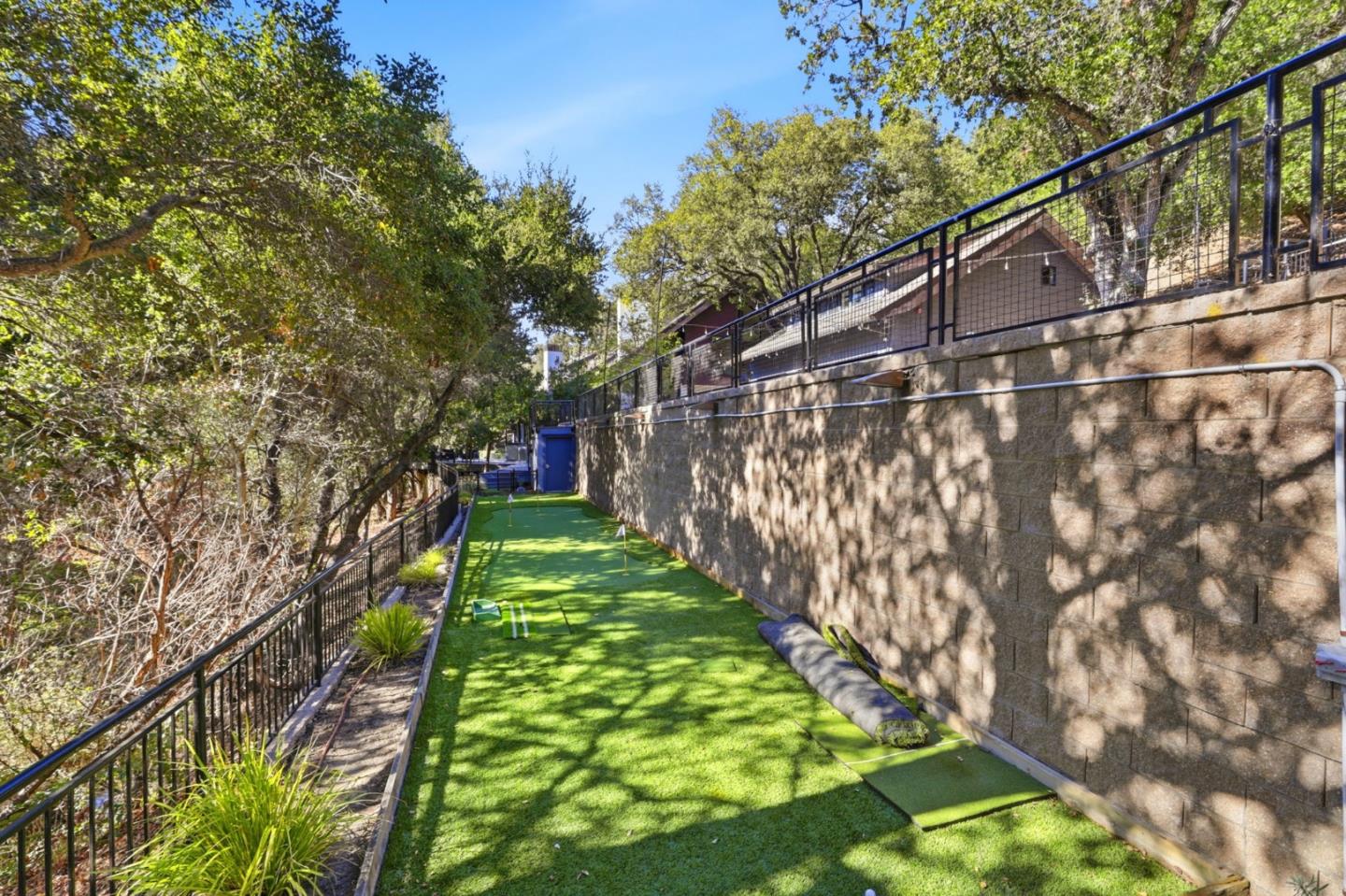 217 Mistletoe Road Los Gatos, CA 95032 - Photo 70 of 126 Gallery Image 70