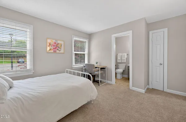 $290,000 | 212 Cross Keys Court, Cary, NC 27511