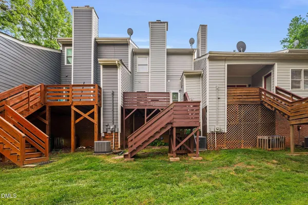 $290,000 | 212 Cross Keys Court, Cary, NC 27511