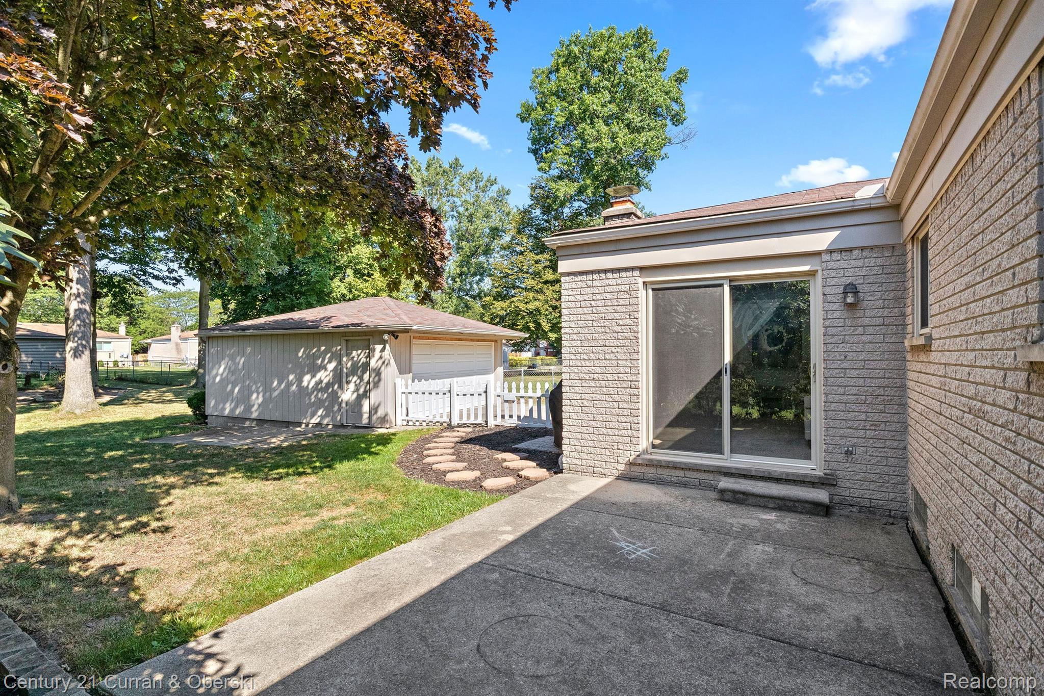 456 Buckingham Road Canton, MI 48188 - Photo 35 of 47 Gallery Image 35