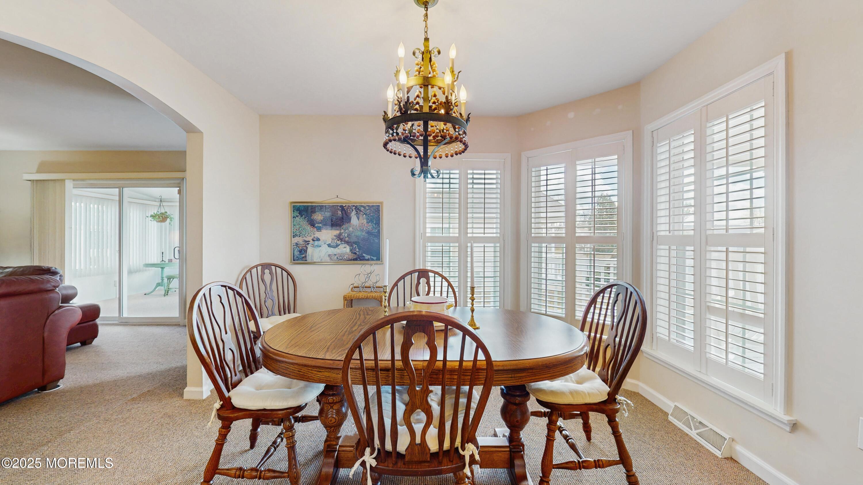8 Oak Ridge Lane Manahawkin, NJ 08050 - Photo 7 of 25 07_8OakRidgeLn_2007_HiRes