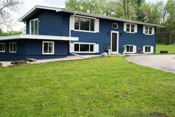 $549,000 | W187 Tombeau Boulevard, Bloomfield, WI 53128