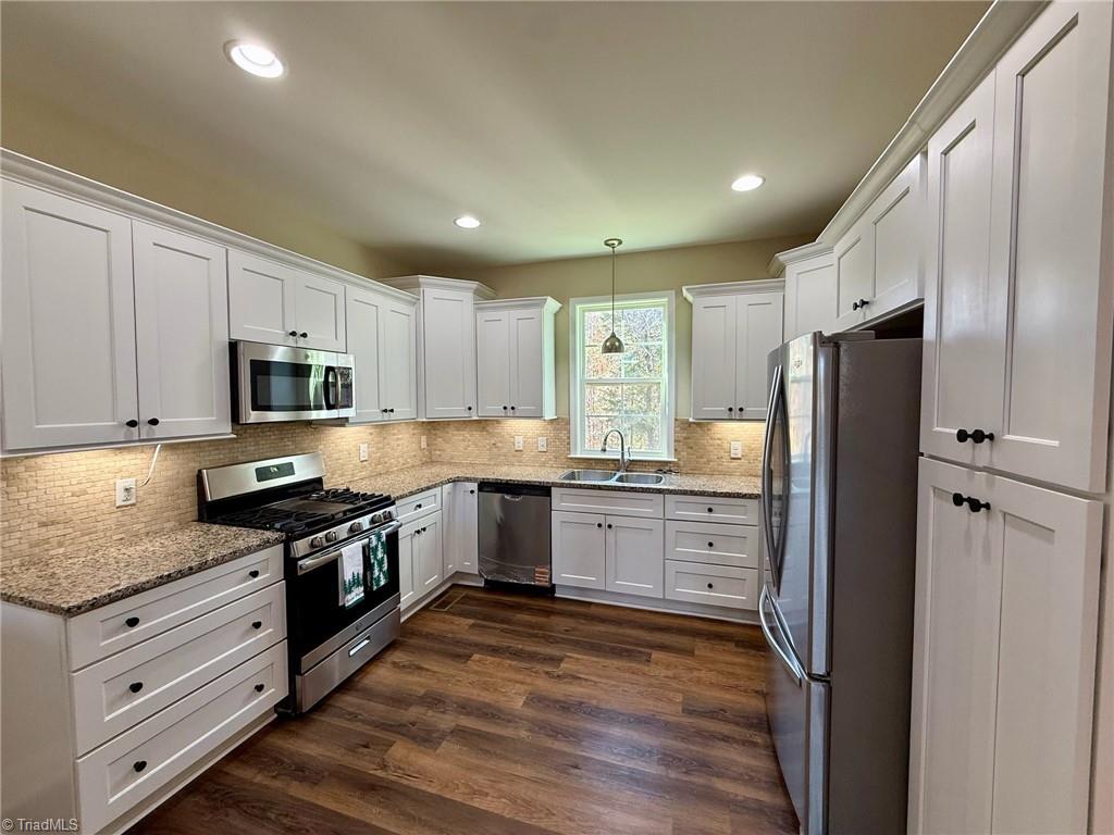 2212 Becks Church Road Lexington, NC 27292 - Photo 3 of 34 Large kitchen with freshly painted cabinets.