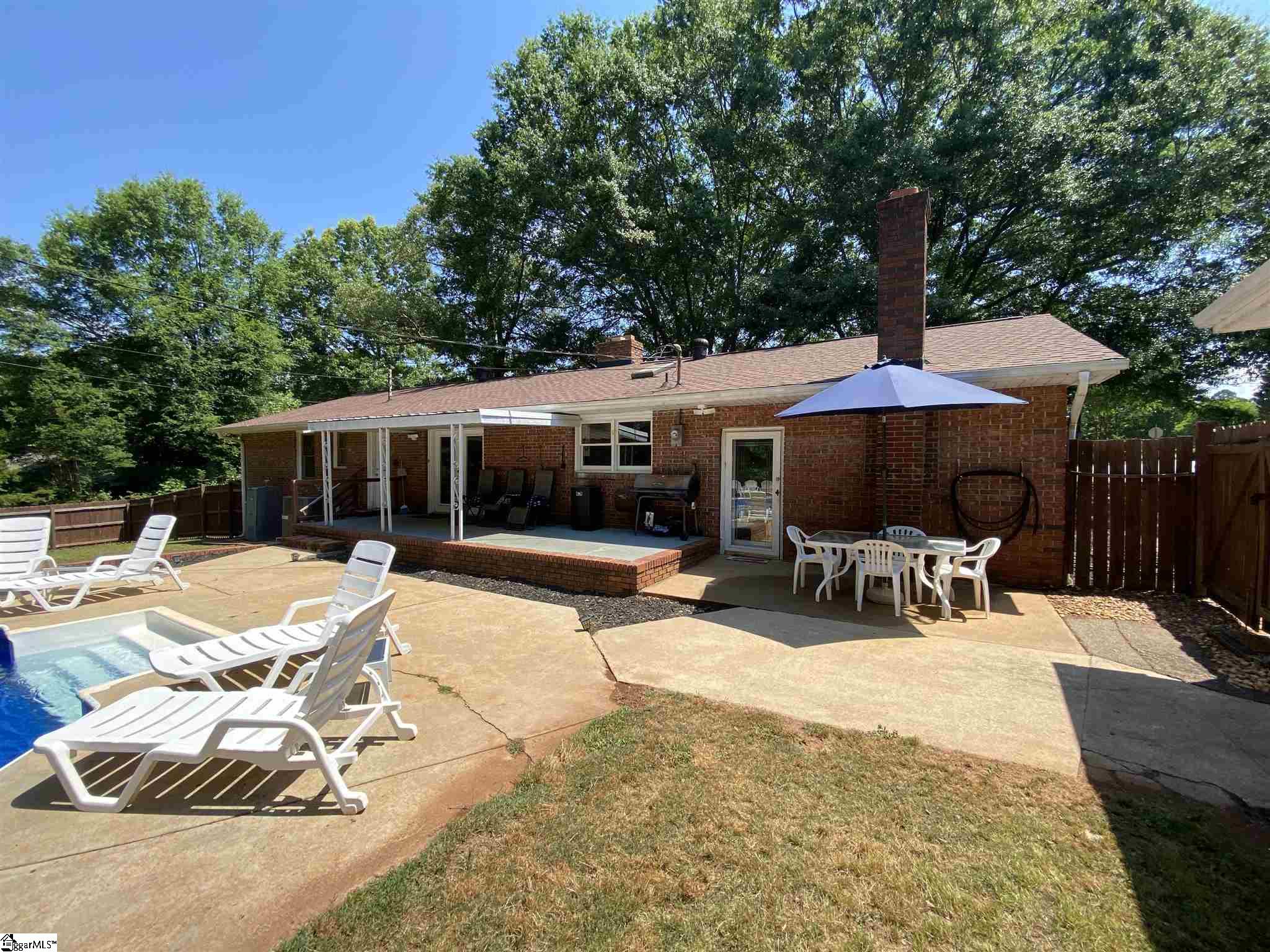 1212 Griffin Mill Road Easley, SC 29640 - Photo 6 of 36