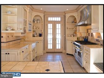 140 Sugartown Road Devon, PA 19333 - Photo 12 of 23 Kitchen