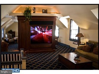 140 Sugartown Road Devon, PA 19333 - Photo 14 of 23 Family Room