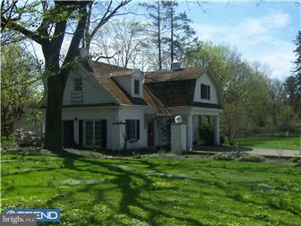 140 Sugartown Road Devon, PA 19333 - Photo 19 of 23 Garage