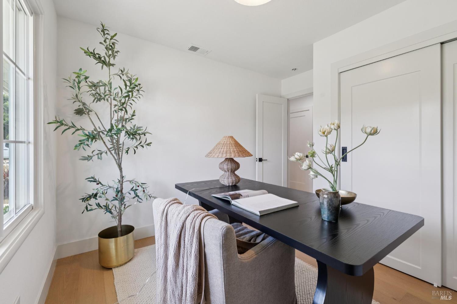 206 Cardinal Road Mill Valley, CA 94941 - Photo 24 of 36 Gallery Image 24
