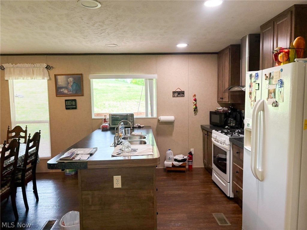 960 Kirby Ridge Mount Zion, WV 26151 - Photo 10 of 49
