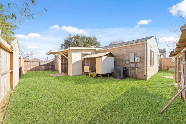 $1,700 | 4222 Amir Street, Houston, TX 77072