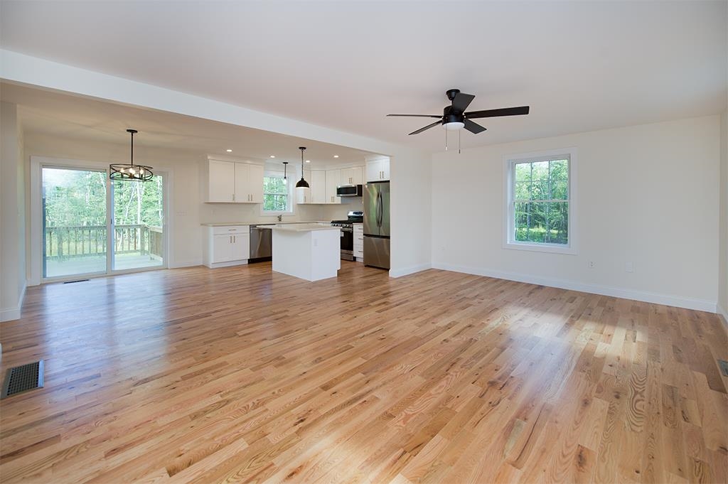 123 Pinkham Road Middleton, NH 03887 - Photo 3 of 9