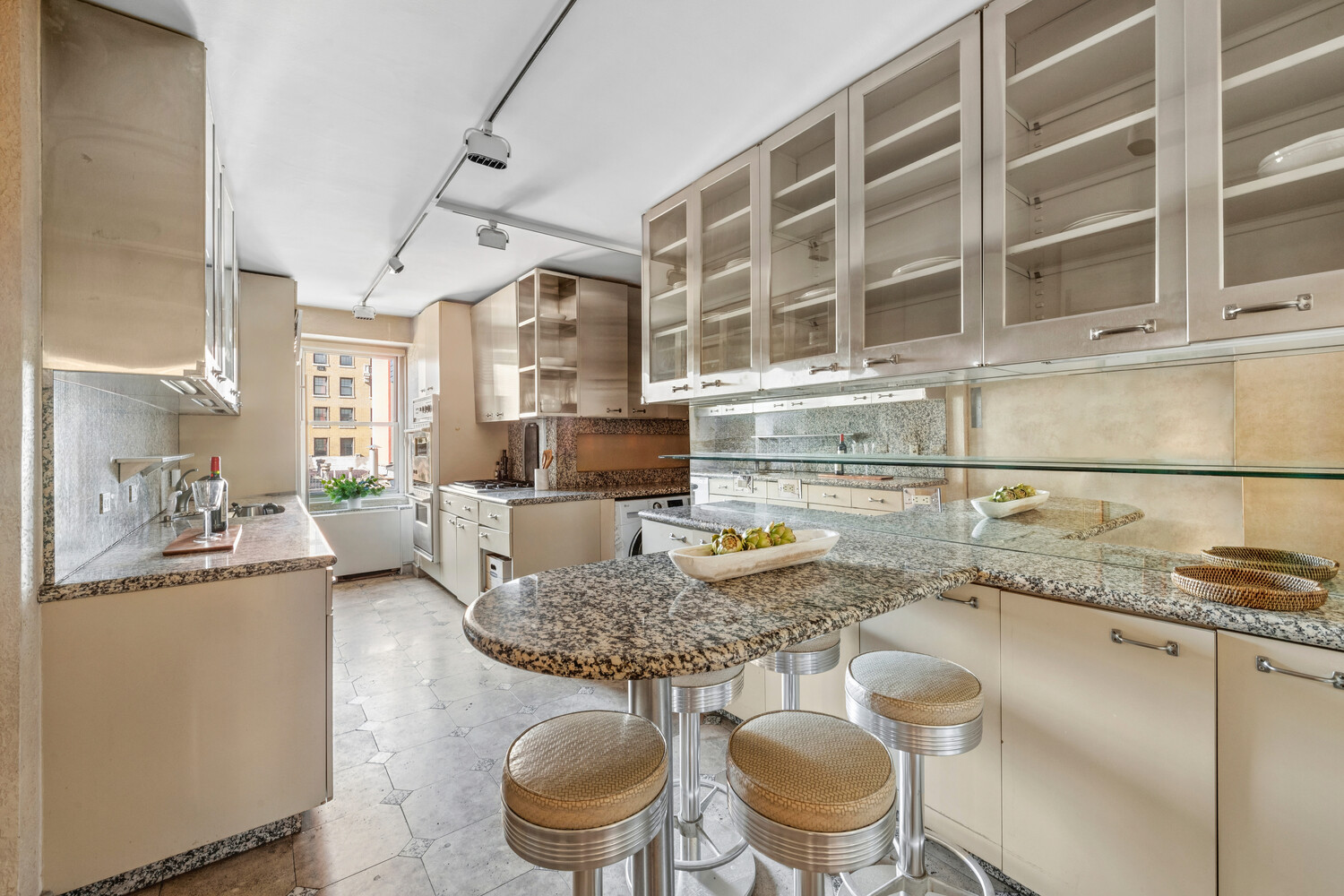 40 East 84th Street, Unit 7CD Manhattan, NY 10028 - Photo 5 of 21