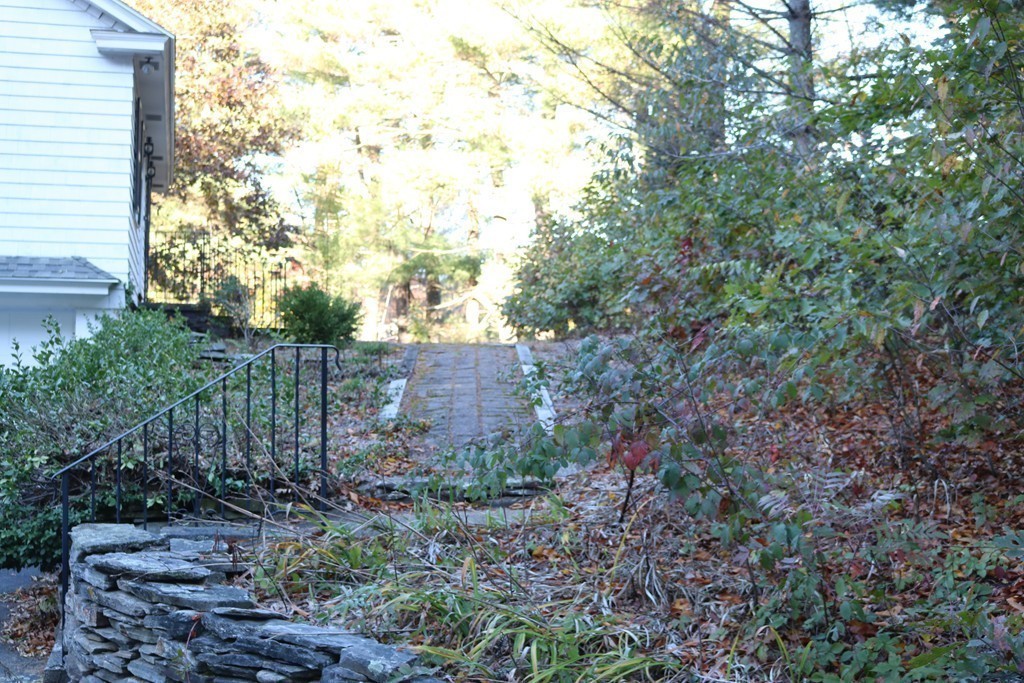 42 G H Wilson Road Spencer, MA 01562 - Photo 7 of 27 Gallery Image 7