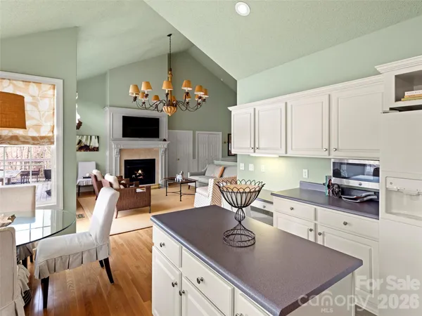 $579,000 | 109 Poppy Lane, Asheville, NC 28803