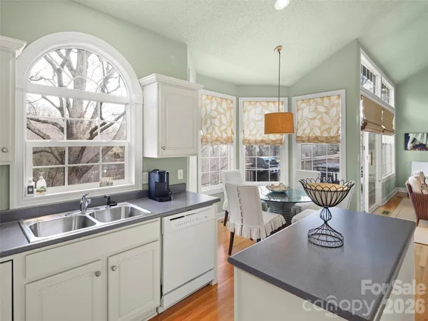 $579,000 | 109 Poppy Lane, Asheville, NC 28803