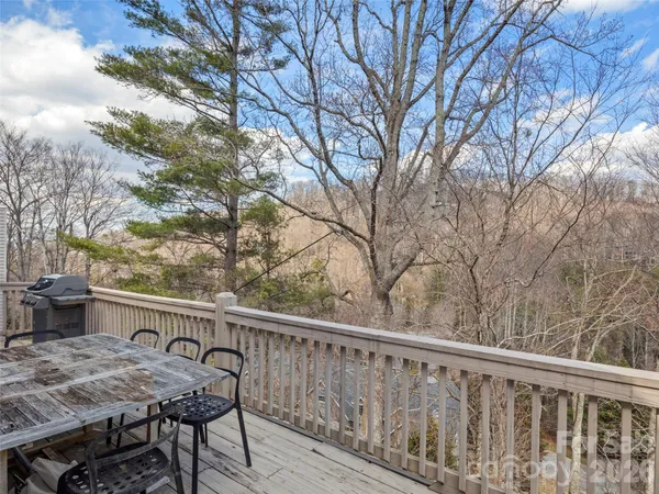 $579,000 | 109 Poppy Lane, Asheville, NC 28803