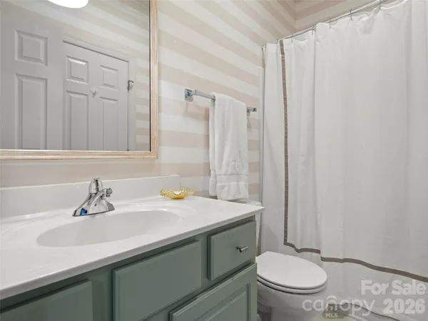 $579,000 | 109 Poppy Lane, Asheville, NC 28803