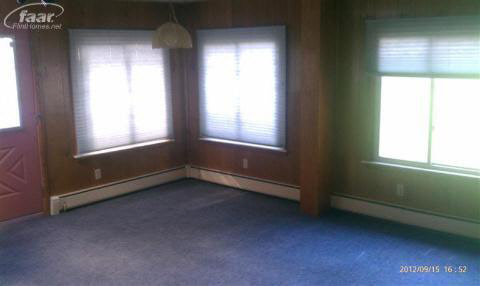 8522 Corunna Road Flint, MI 48532 - Photo 4 of 6 20196213-3.JPG