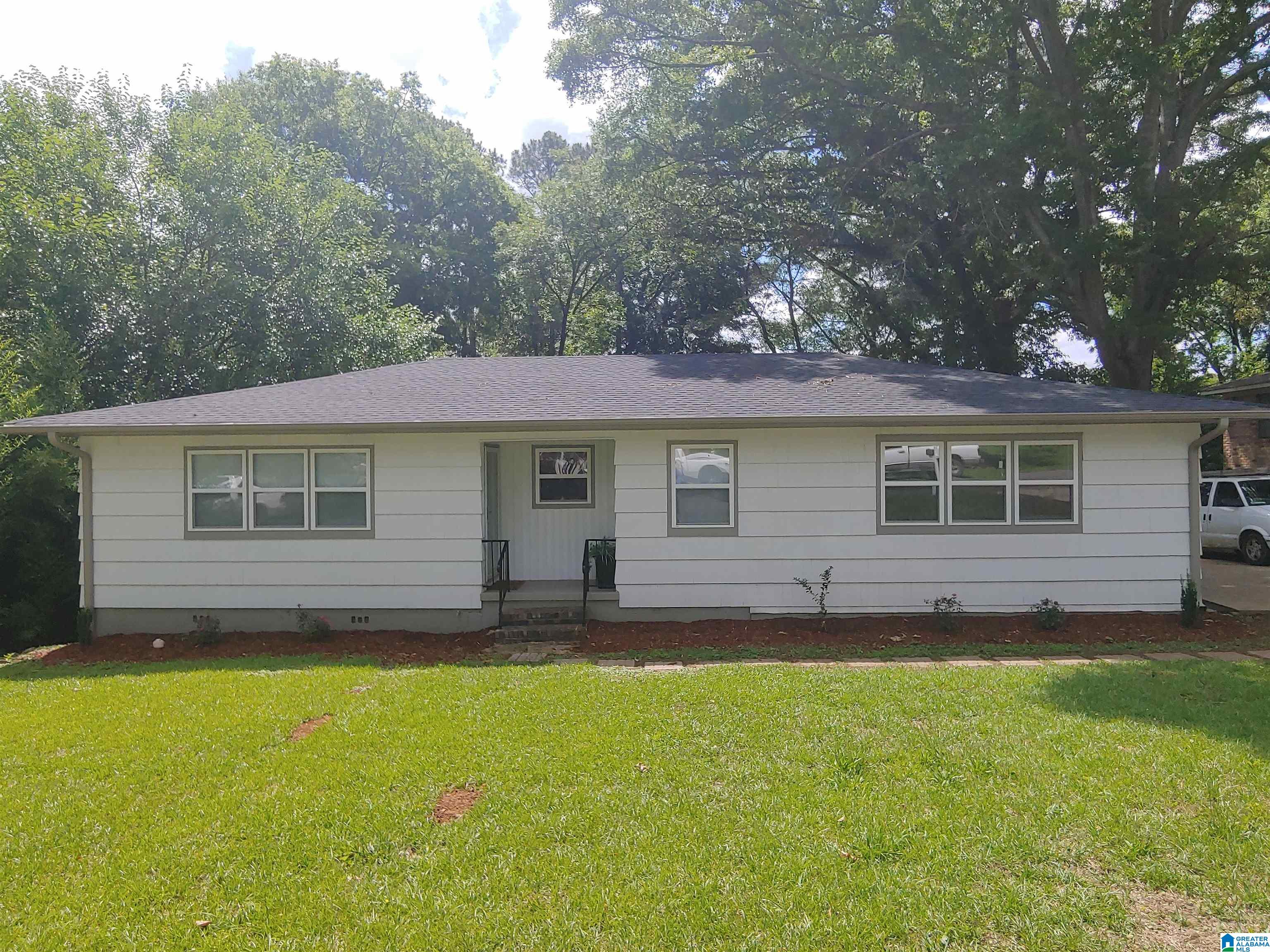 2033 30th Avenue Bessemer, AL 35023 - Photo 1 of 27