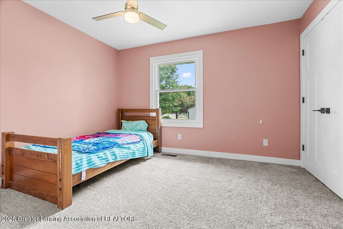 102 Wicklow Road Eaton Rapids, MI 48827 - Photo 23 of 42 08-Media Jett - 03