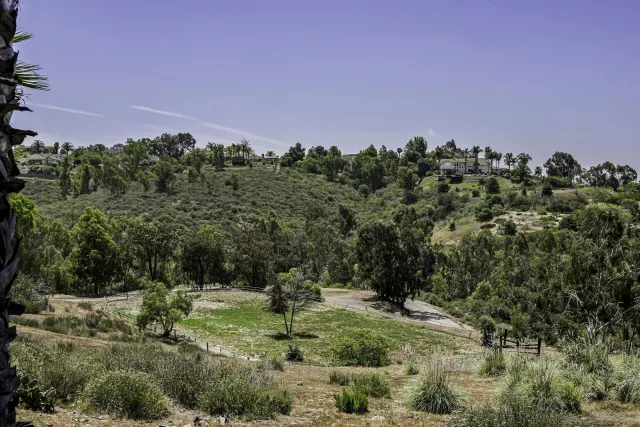 $3,988,800 | 3485 Lone Jack Road, Encinitas, CA 92024