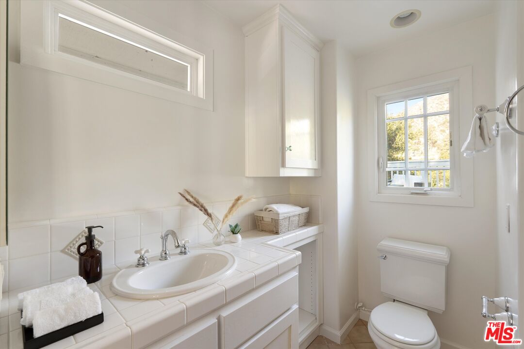 5514 Canyonside Road La Crescenta, CA 91214 - Photo 45 of 73 Gallery Image 45