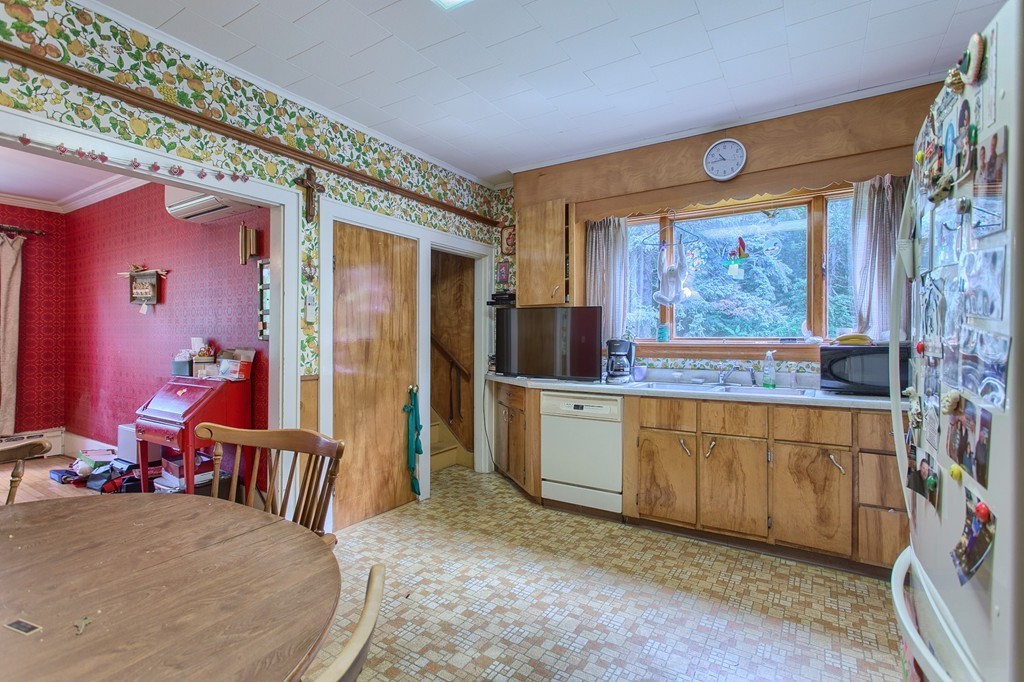 141 Amesbury Road Haverhill, MA 01830 - Photo 12 of 30 Gallery Image 12
