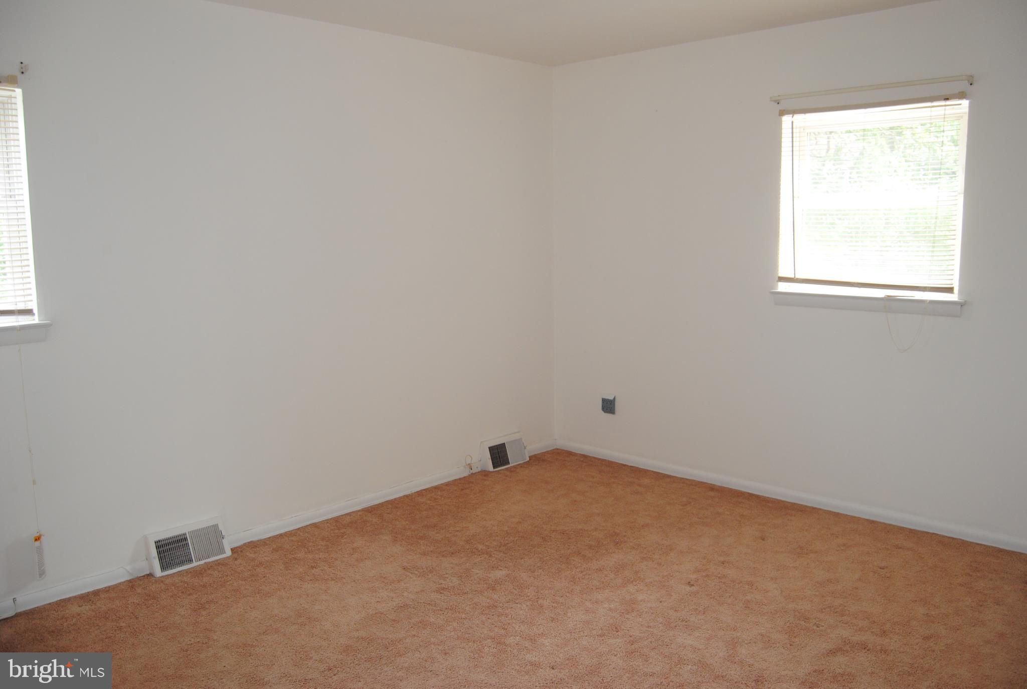 502 Norma Lane Norristown, PA 19401 - Photo 16 of 24 an empty room with a window