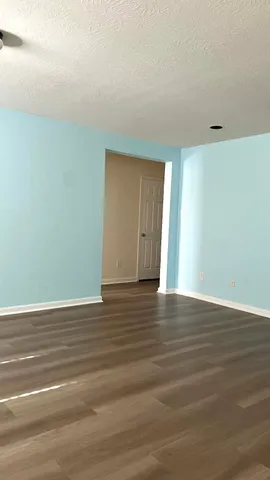 $2,400 | 4814 Mint Trail, Houston, TX 77066