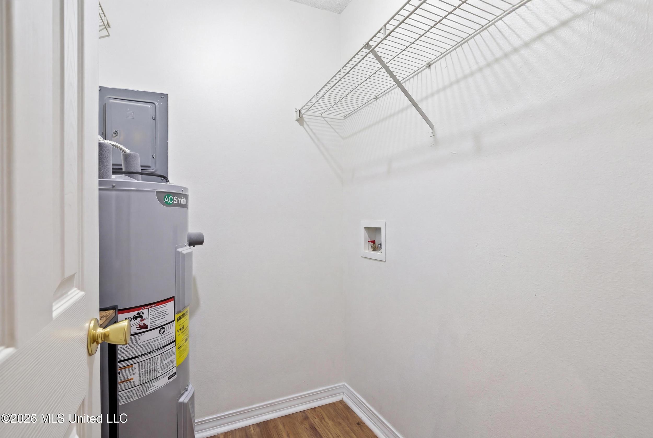 1550 East 2nd Street, Unit R105 Pass Christian, MS 39571 - Photo 20 of 36 23_r6__4878_reedit_d5ef30b4_autoremove_3