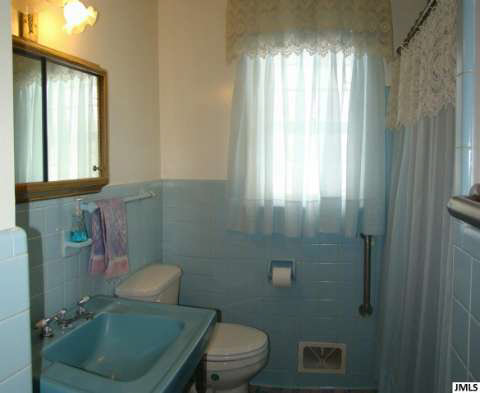3822 Stonewall Road Jackson, MI 49203 - Photo 14 of 22