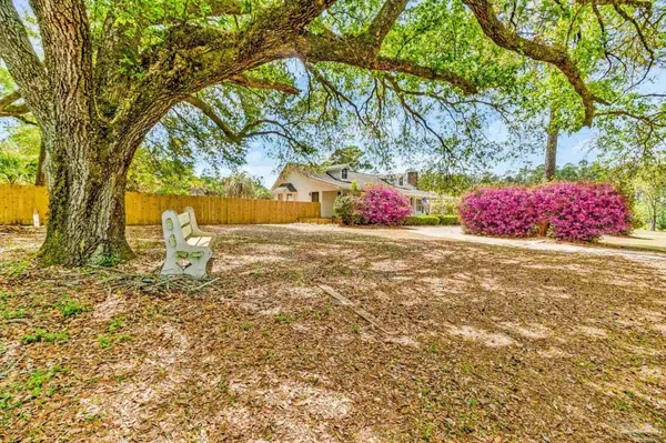 $425,000 | 941 Summer Shade Lane, Cantonment, FL 32533