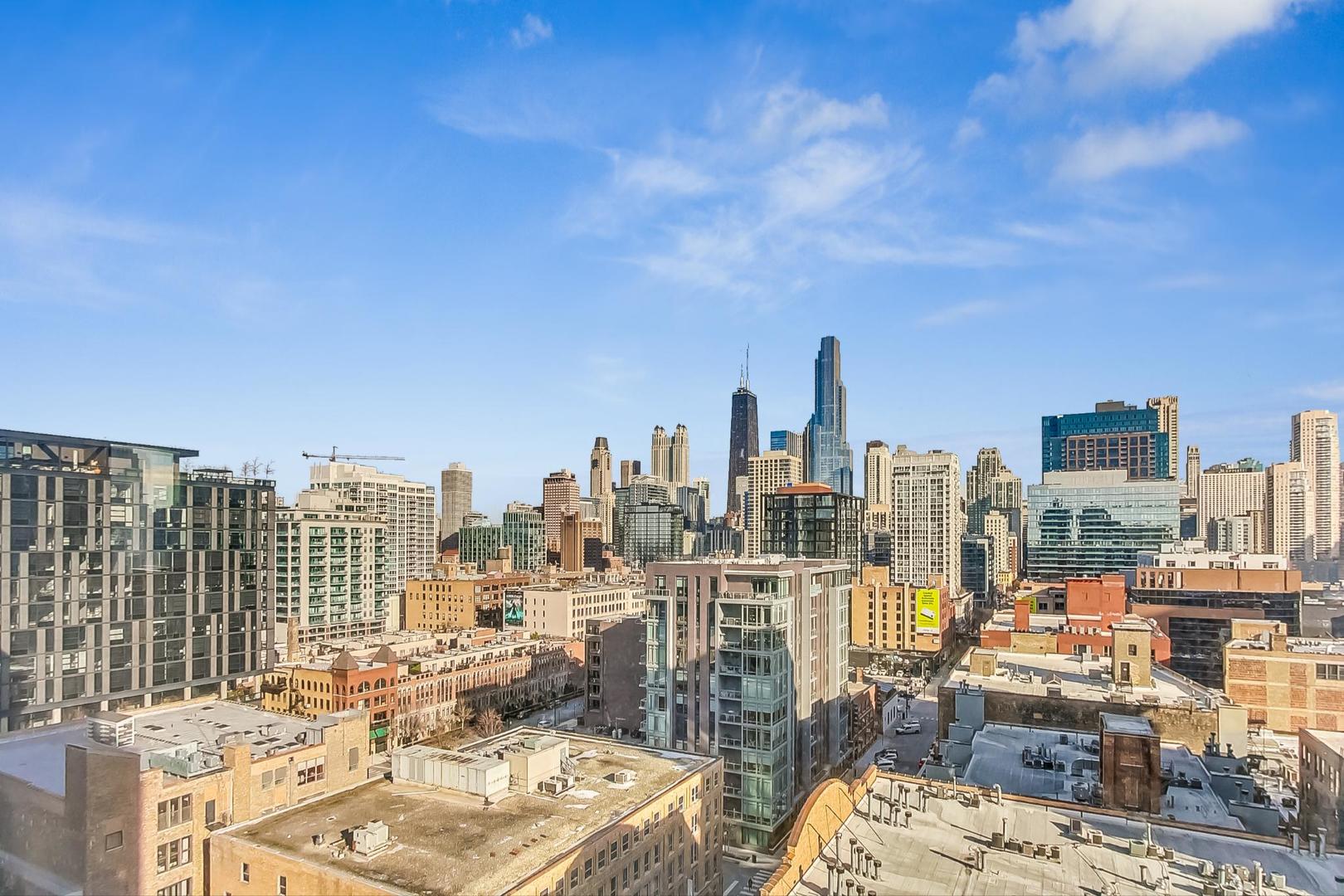 435 West Erie Street, Unit 1501 Chicago, IL 60654 - Photo 15 of 26 a view of city