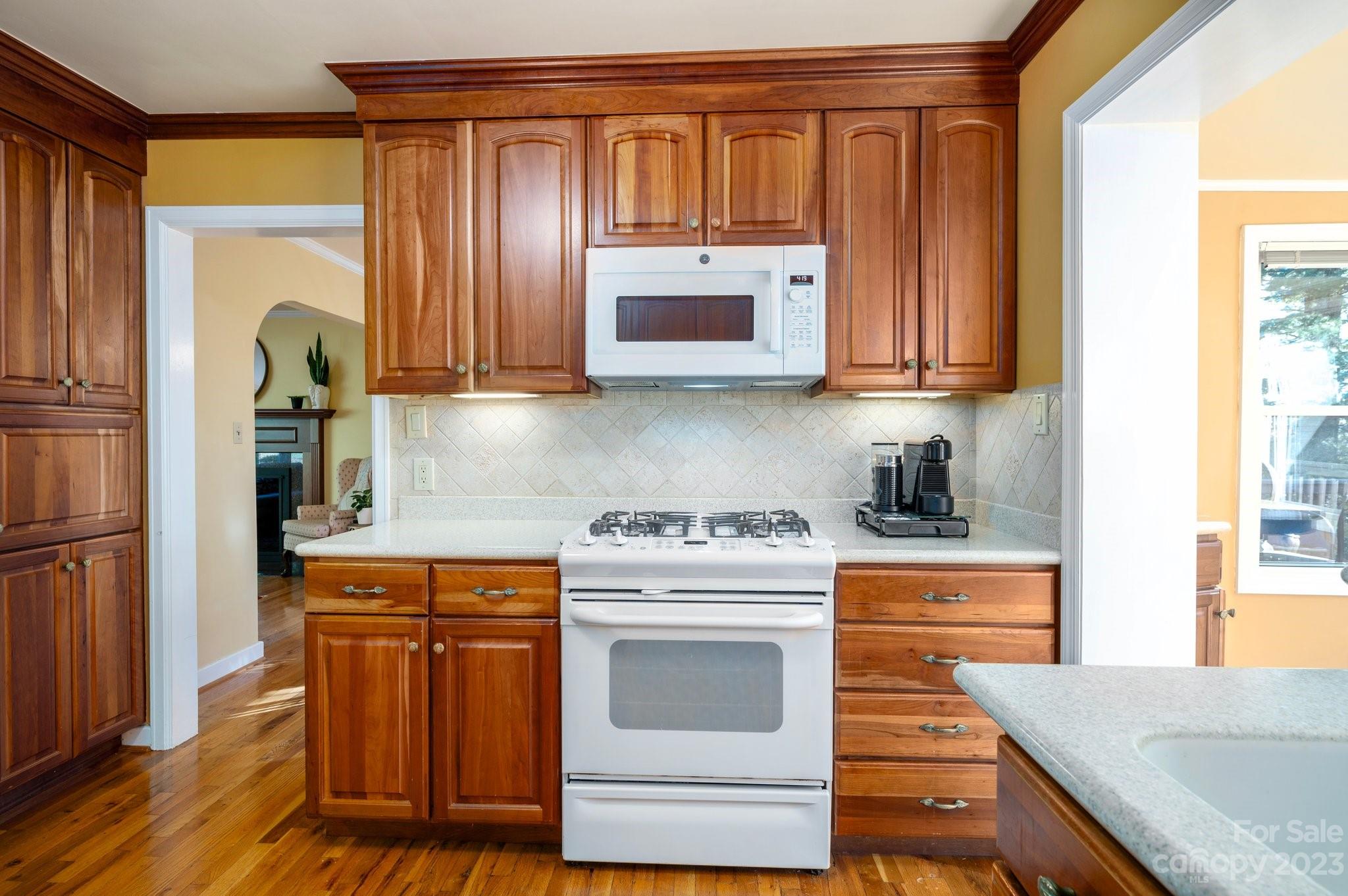75 Wembley Road Asheville, NC 28804 - Photo 15 of 43 Gallery Image 15