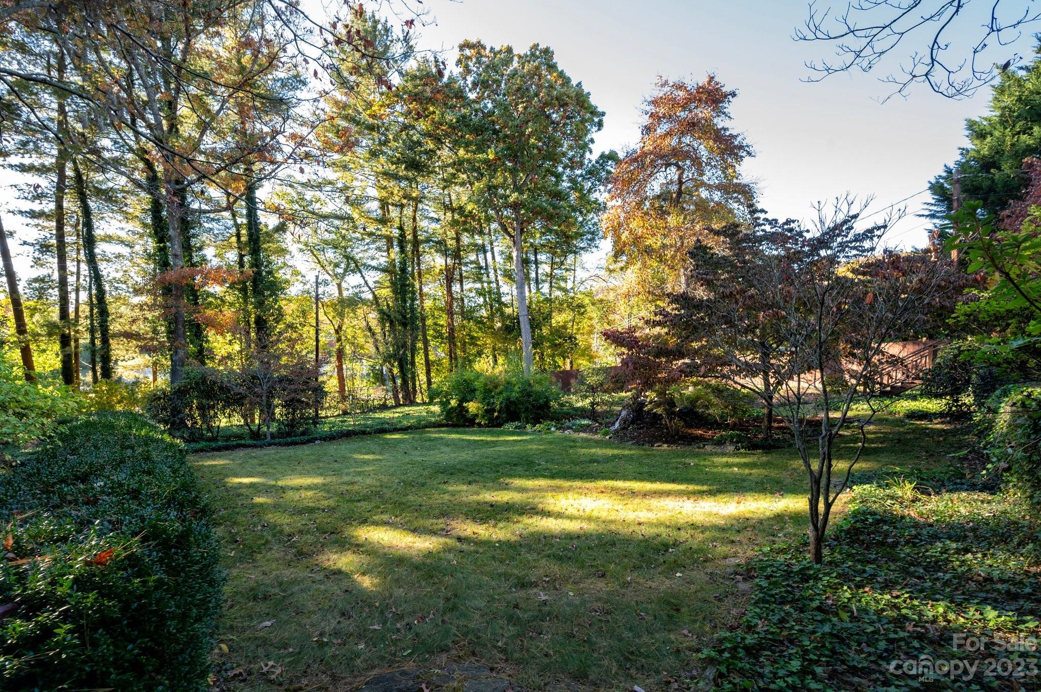 75 Wembley Road Asheville, NC 28804 - Photo 33 of 43 Gallery Image 33