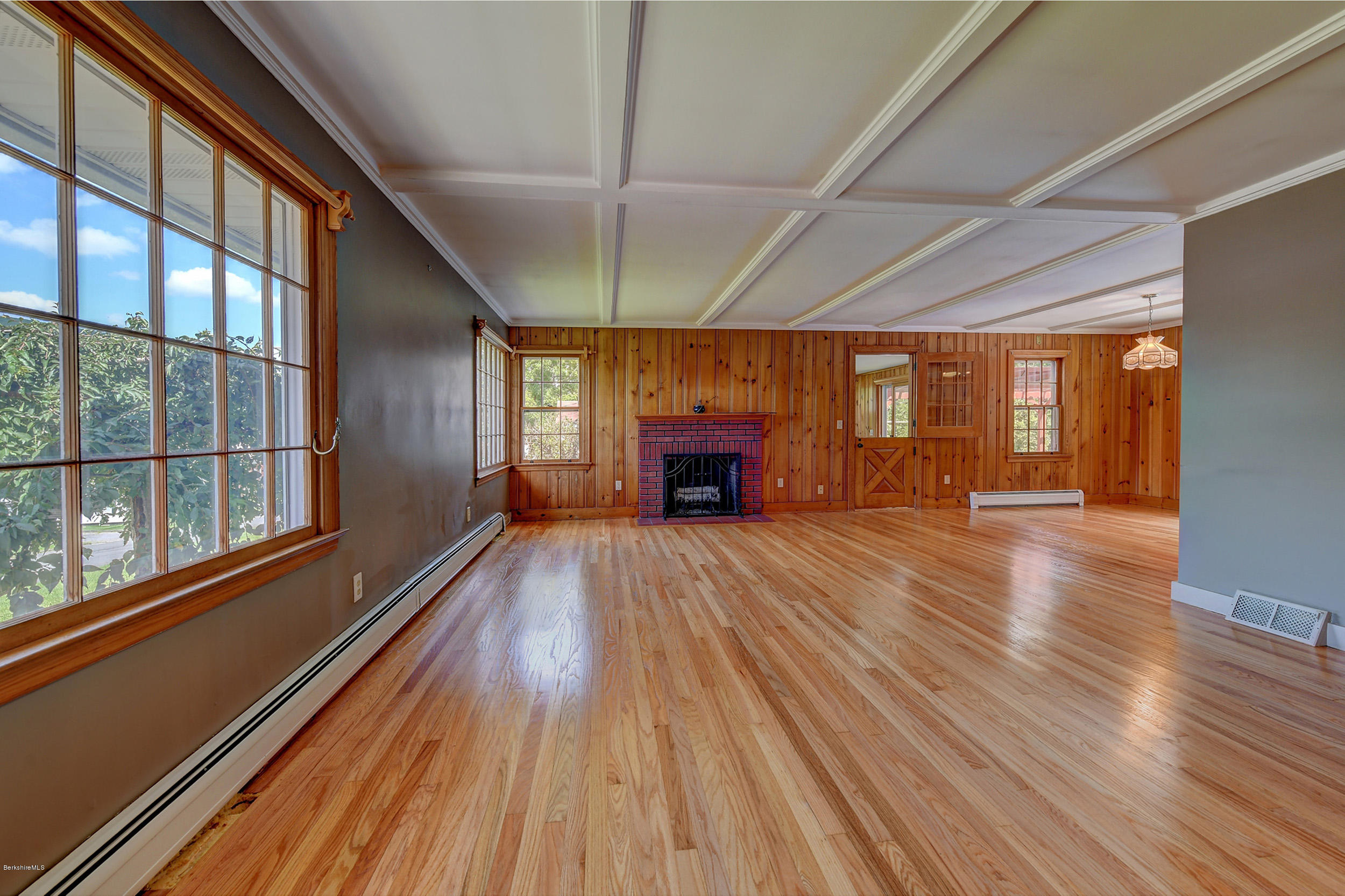 254 Notch Road North Adams, MA 01247 - Photo 3 of 27 6-Living Room