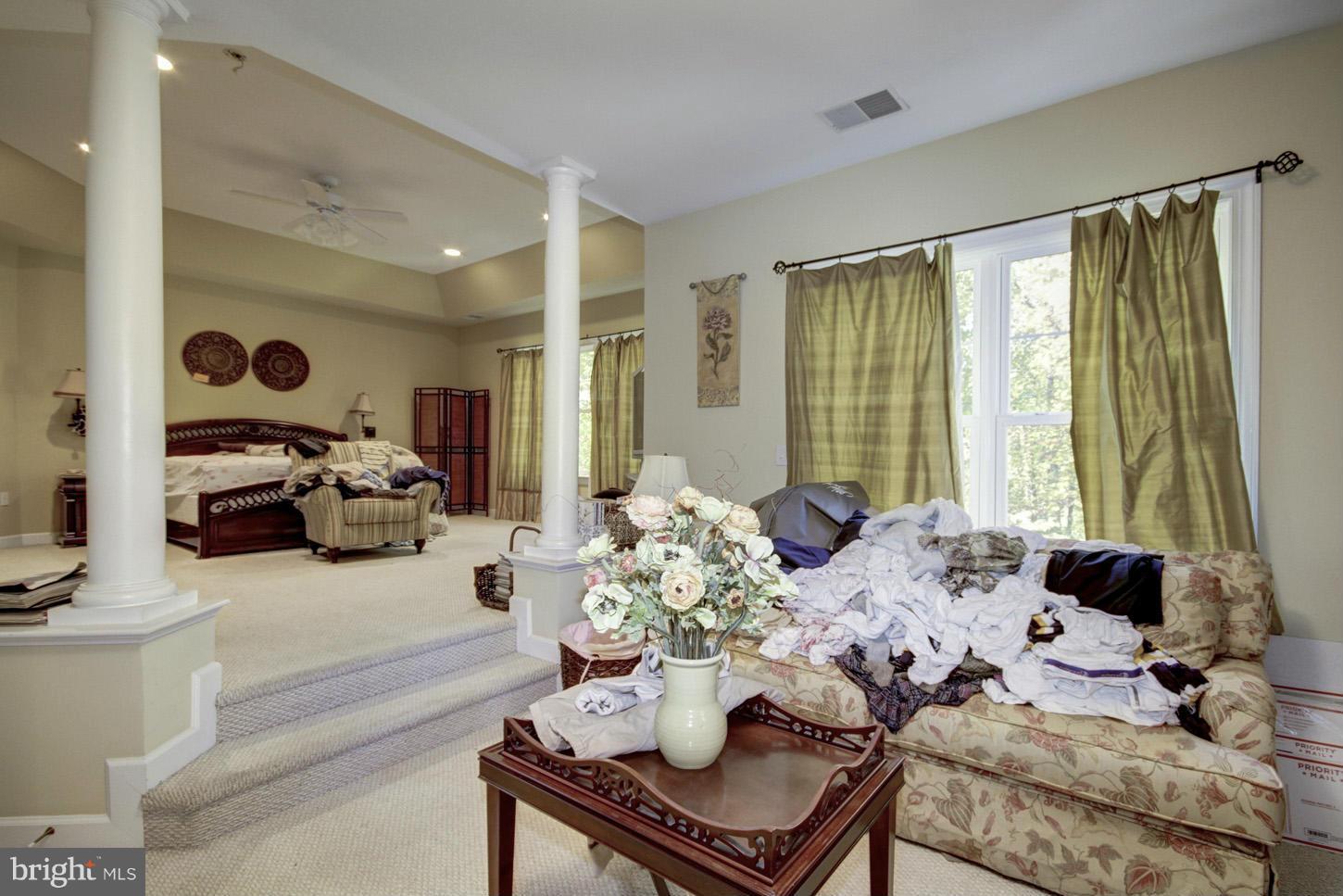 331 Reserve Gate Terrace Silver Spring, MD 20905 - Photo 12 of 27 Bedroom (Master)