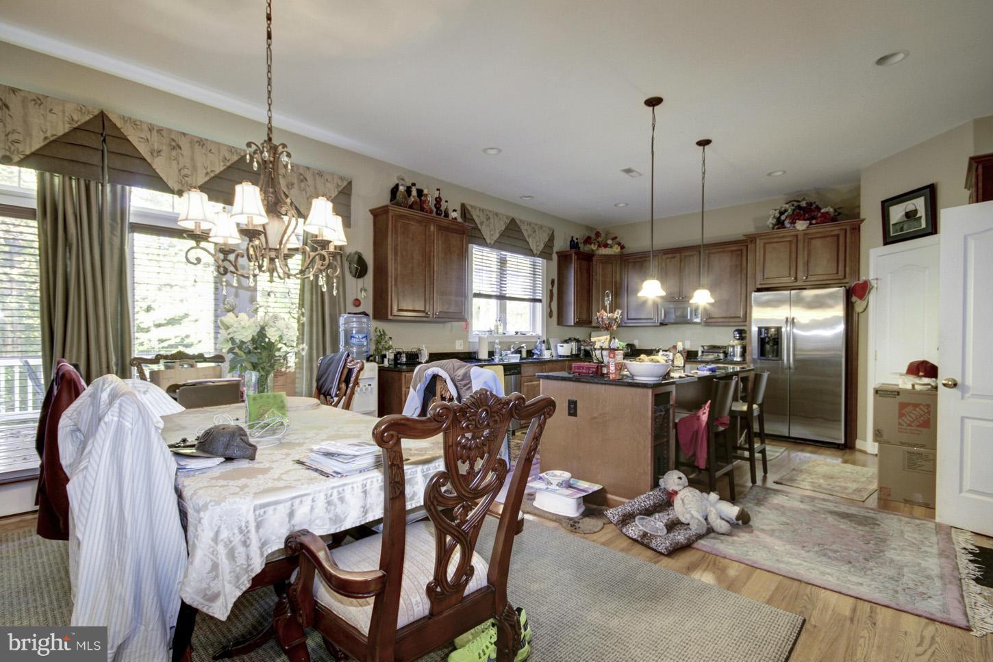 331 Reserve Gate Terrace Silver Spring, MD 20905 - Photo 7 of 27 Dining Room