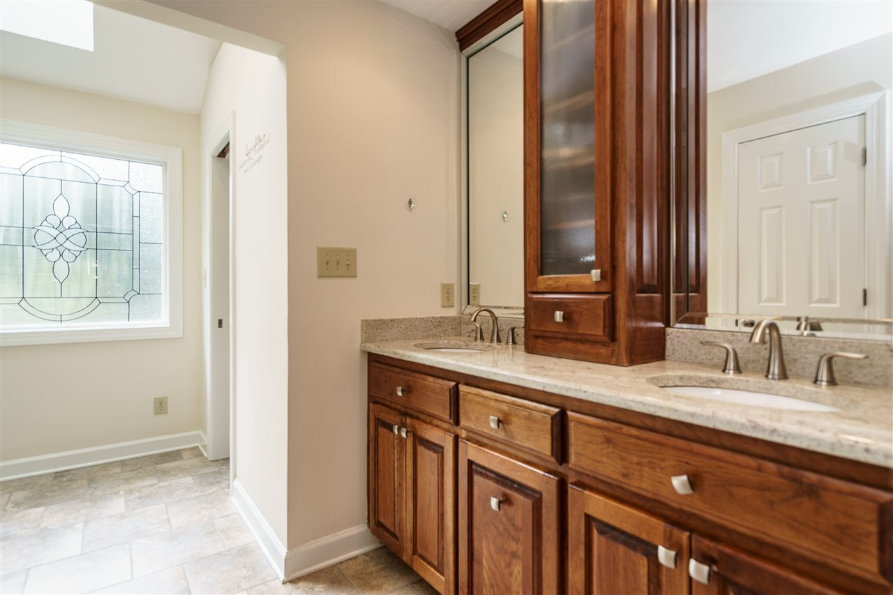 321 Shaftsberry Court Raleigh, NC 27609 - Photo 17 of 25 Photo 17