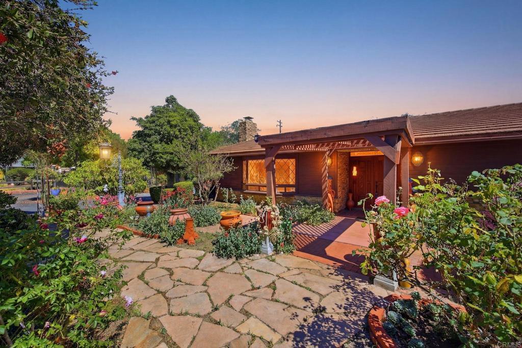 2807 South Grade Road Alpine, CA 91901 - Photo 2 of 42 an outdoor space view