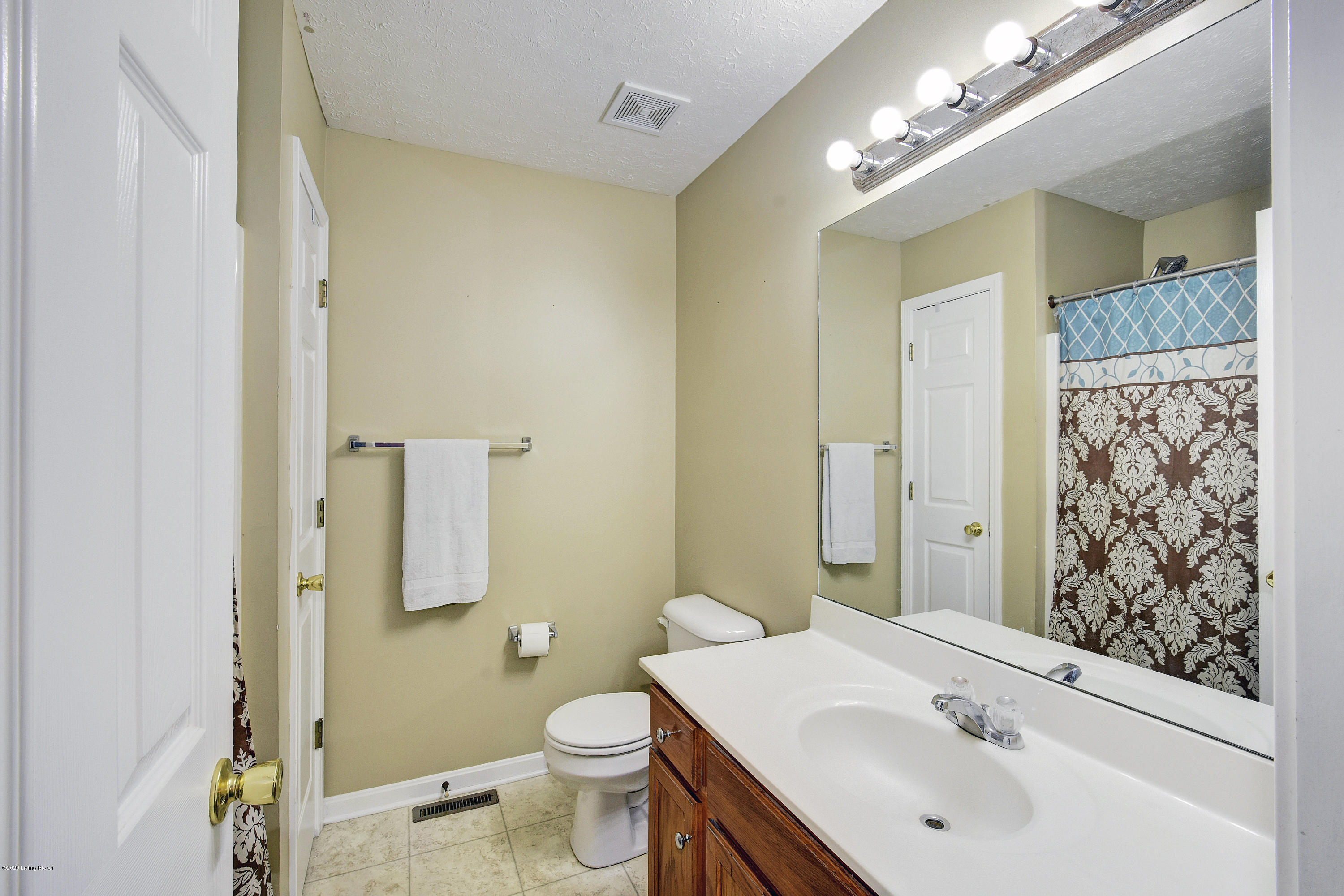 6902 Barbrook Road Louisville, KY 40258 - Photo 23 of 27 _DSC2350_2_3