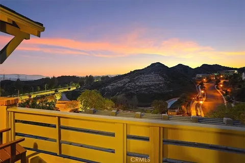 $1,365,000 | 28115 North Anvil Court, Valencia, CA 91354