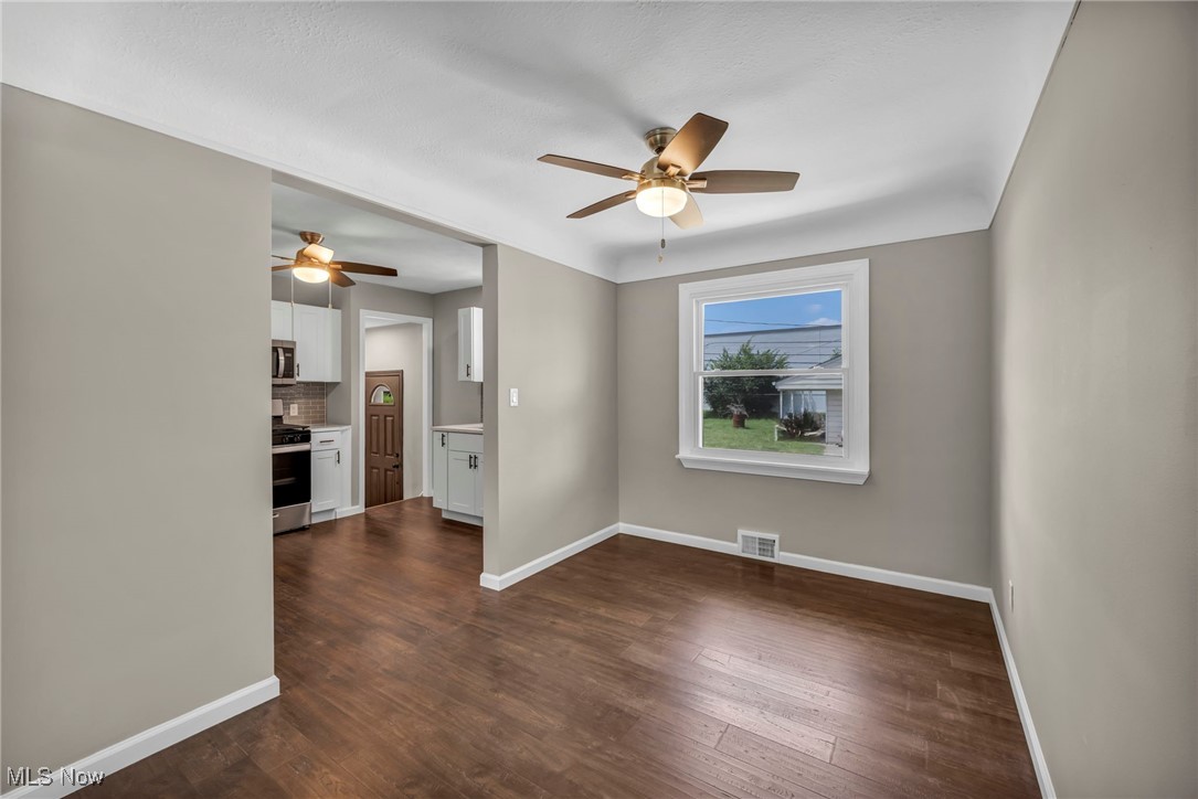 6988 Maplewood Road Parma Heights, OH 44130 - Photo 13 of 48