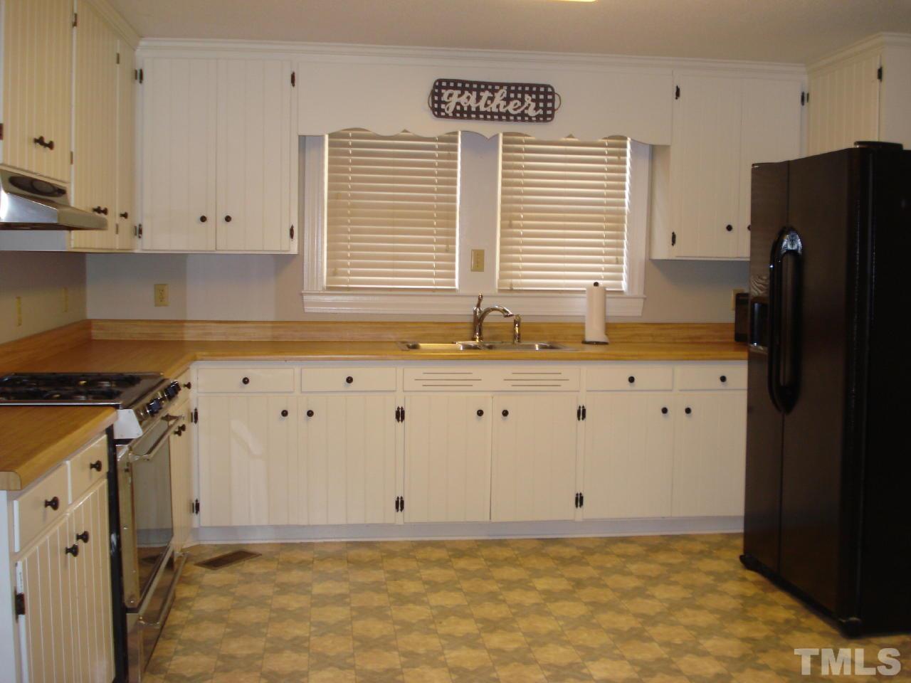 270 Timothy Road Dunn, NC 28334 - Photo 6 of 21 Gallery Image 6