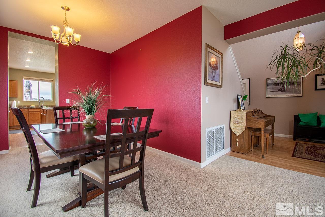 9735 Magellan Court Reno, NV 89506 - Photo 5 of 28 Photo 5