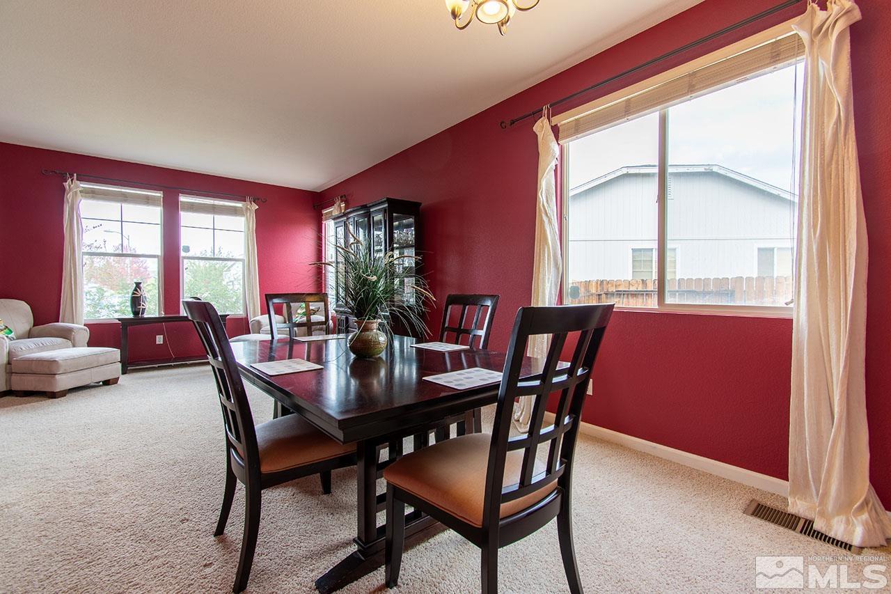 9735 Magellan Court Reno, NV 89506 - Photo 7 of 28 Photo 7