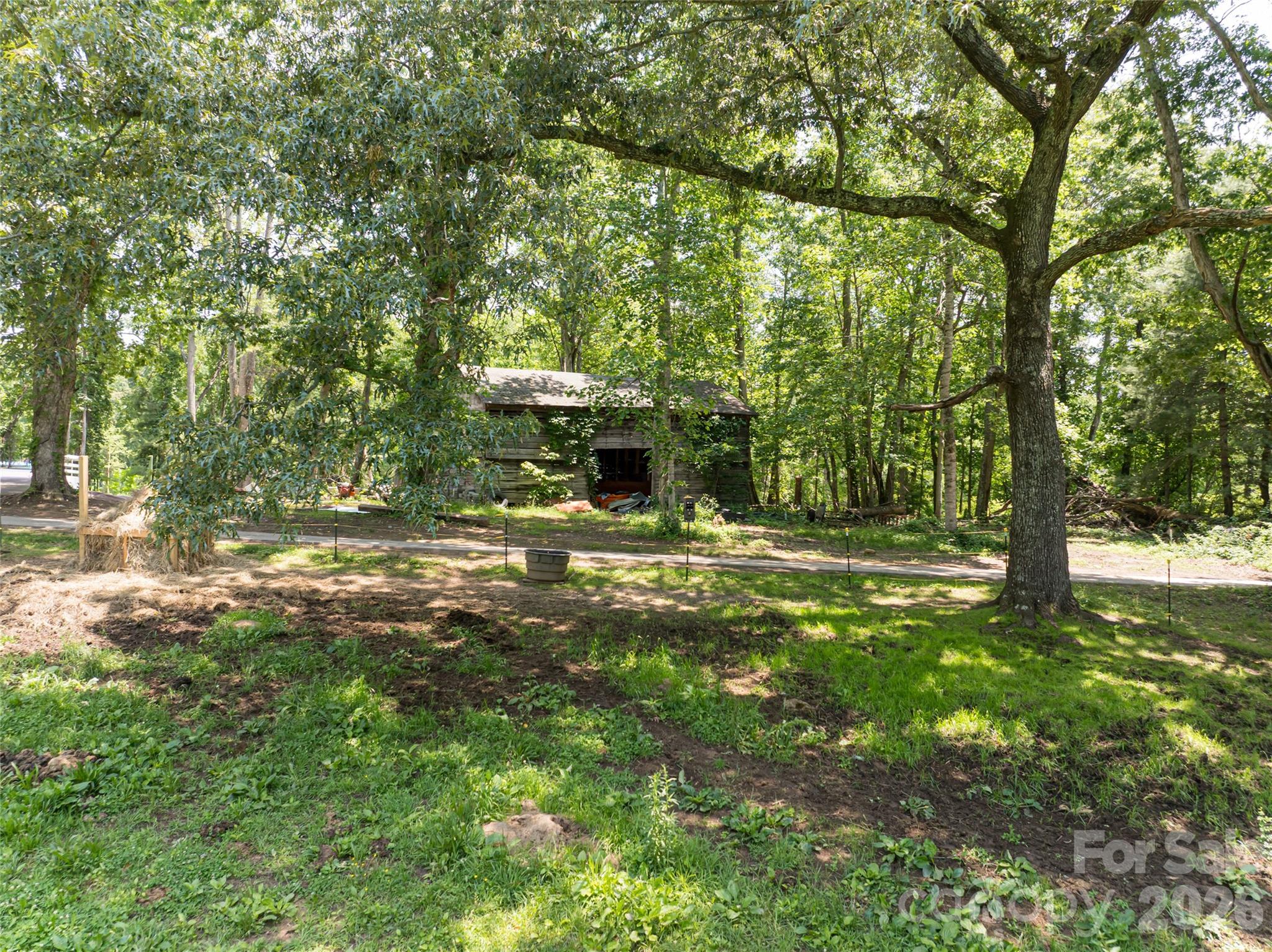 173 Avery Creek Road Arden, NC 28704 - Photo 16 of 35 a view of a outdoor space